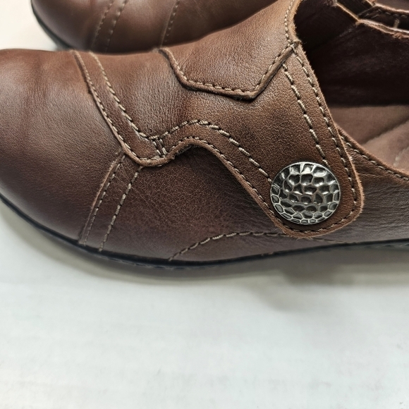 CLARKS Bendables Brown Leather Slip On Clog Shoes Size 8 - Picture 4 of 12